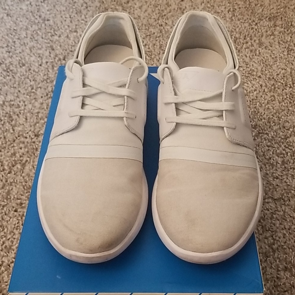 Lightly used Under Armour sneakers